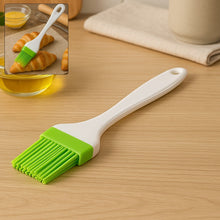 Silicone Kitchen Oil Spatula Brush with Handle Pastry / Cake Brush (17 cm / 1 Pc) - justgrabit.in | Just Grab It