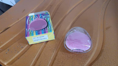 Silicone Face Cleansing Brush (1 Pc) - Justgrabit Inc.