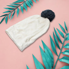 Men's and Women's Skull Slouchy Winter Woolen Knitted Black Inside Fur Beanie Cap. - Justgrabit Inc.