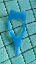 3 - in - 1 Plastic Eyelash Tool: Mascara Guide, Brush & Curler (1 Pc) - justgrabit.in | Just Grab It
