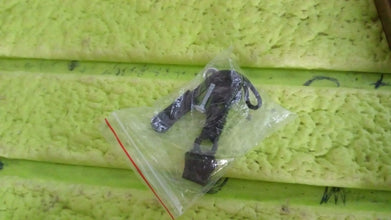 Portable Universal Detachable Zipper Slider (1 Pc / Medium) - justgrabit.in | Just Grab It