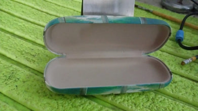 Flowers Decorative Glasses Case Eyeglasses Storage Box (1 Pc / Mix color) - justgrabit.in | Just Grab It
