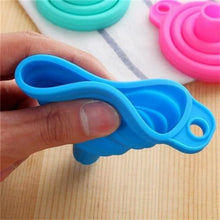 Silicone Funnel for Kitchen Use Oil Pouring Sauce Water Juice - Justgrabit Inc.