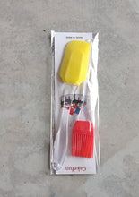 Spatula and Pastry Brush for Cake Mixer - Justgrabit Inc.