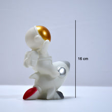 Space Astronaut Figurines Resin Mini Model Home Decor DIY Desktop Ornament Miniatures - justgrabit.in | Just Grab It
