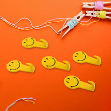 5 PC ADHESIVE HOOK FOR HOLDING STUFFS,KEY AND OTHER ITEMS - Justgrabit Inc.