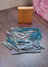 36Pcs MULTIPURPOSE PLASTIC CLOTH HANGING PEGS / CLIPS - 36 PCS - justgrabit.in | Just Grab It