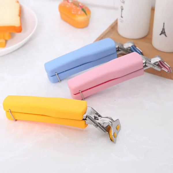 Stainless Steel Hot Dish Plate Clip – Secure Bowl & Plate Gripper for Home & Kitchen - justgrabit.in | Just Grab It