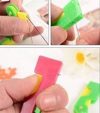 Automatic Needle Threading Device (Multicolour) - Justgrabit Inc.