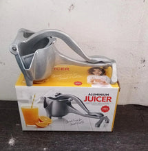 MANUAL ALUMINIUM METAL FRUIT PRESS JUICER - justgrabit.in | Just Grab It
