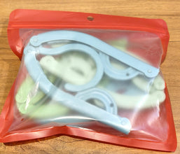 Travel Hangers, Portable Folding Clothes Hangers (4 Pc / Big) - justgrabit.in | Just Grab It