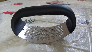 Quick Garlic Ginger Crusher for Cooking - justgrabit.in | Just Grab It