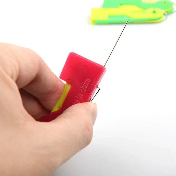 Automatic Needle Threading Device (Multicolour) - Justgrabit Inc.