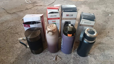 Stainless Steel Water Bottles Approx 600ML (Mix Design & Color / 1 Pc) - Justgrabit Inc.