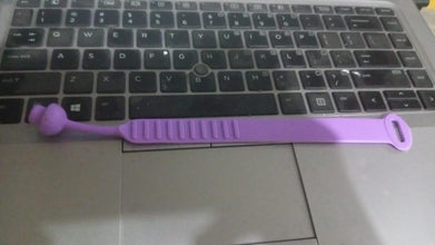 Silicone Toilet Seat Lifter Band (1 Pc) - justgrabit.in | Just Grab It