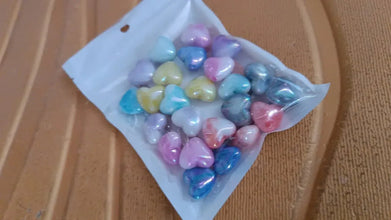 Heart - Shaped Crystal Gem Valentines with Gift Cards (24 Pc) - Justgrabit Inc.