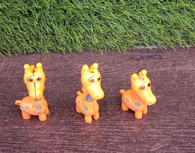 Extandable Giraffe toy, Cute Looking Giraffe with Extandable Neck - Justgrabit Inc.