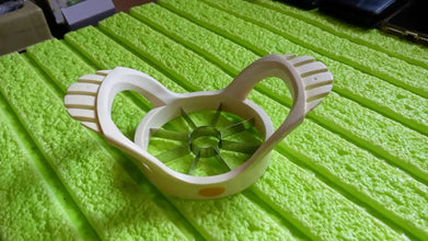 stainless steel apple cut, apple slicer, fruit divider, core remover, separator - Justgrabit Inc.