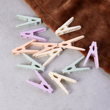 Clothesline Rope 12 Clips – 5 Meter Approx Heavy Duty Laundry Drying Rope with Clip - justgrabit.in | Just Grab It