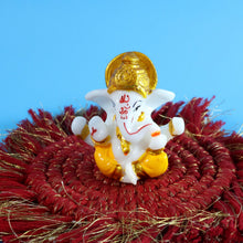Divine Lord Ganesha Decorative Idol (1 Pc) - justgrabit.in | Just Grab It