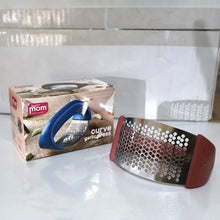 Supermom Premium Curve Garlic Press Crusher (1 Pc) - Justgrabit Inc.