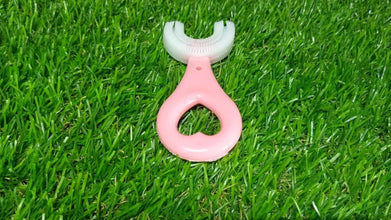 U - Shaped Toothbrush for Kids, 2 - 6 Years Kids Baby Infant Toothbrush, Food Grade Ultra Soft Silicone Brush Head. - Justgrabit Inc.