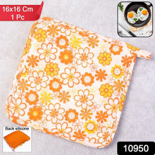 Kitchen Heat Resistant Quilted Pot Holder & Oven Mitt Pad (1 Pc / 16x16 Cm) - justgrabit.in | Just Grab It