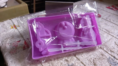 Silicone Popsicle Molds for Summer with Sticks & Lids - Justgrabit Inc.
