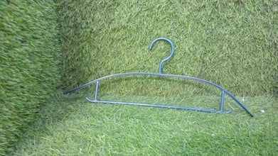 Plastic Clothes Hangers, Slim & Durable Space - Saving Hangers (10 Pack) - justgrabit.in | Just Grab It