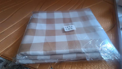 Reusable Table Cloth / Cover for Dining Picnic (160×160 Cm / 1 Pc) - Justgrabit Inc.