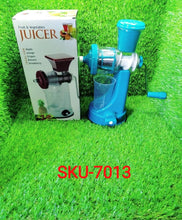 Manual Fruit Vegetable Juicer with Strainer (Multicolour) - Justgrabit Inc.
