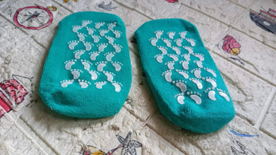 Socks Soft Socks for Repairing and Softening Dry Cracked Feet Skins Comfortable Socks (No Box Packing / Without Gel Socks) - Justgrabit Inc.