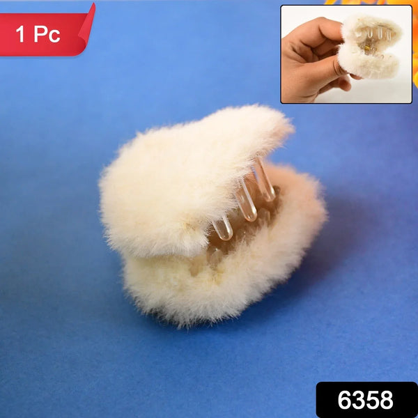Hair Claw Clips, Plastic Fluffy Hair Claw Hair (1 Pc), Hair accessories - Justgrabit Inc.