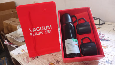 Vacuum Flask Set – Stainless Steel Thermos with 3 Cups, Approx 500ml - justgrabit.in | Just Grab It