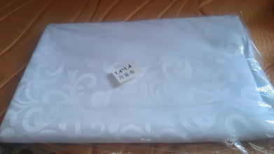 Reusable Table Cloth / Cover for Dining Picnic (140×140 Cm / 1 Pc) - Justgrabit Inc.