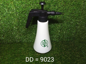 1 litre Garden Sprayer used in all kinds of garden and park for sprinkling and showering purposes. - Justgrabit Inc.
